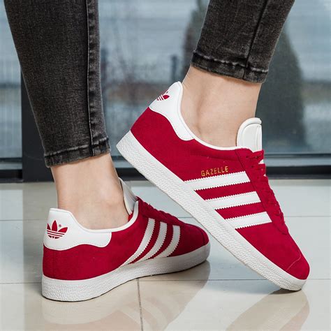 adidas gazelle rot 38|Adidas gazelle sneakers.